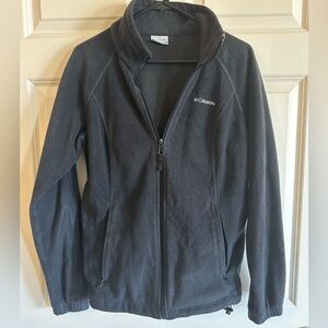 Black fleece Columbia jacket